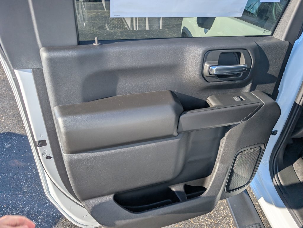 New 2026 Chevrolet Silverado 2500 Custom w/ Custom Value Package AWD/4WD image 37