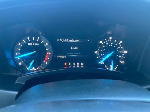 Used 2017 Ford Expedition EL XLT RWD image 10