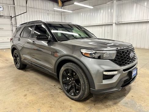 Used 2023 Ford Explorer ST-Line w/ Class IV Trailer Tow Package RWD image 1