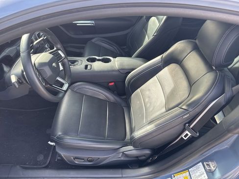 Used 2024 Ford Mustang GT Premium image 7