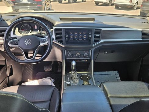 Used 2021 Volkswagen Atlas SE w/ Panoramic Sunroof Package image 25