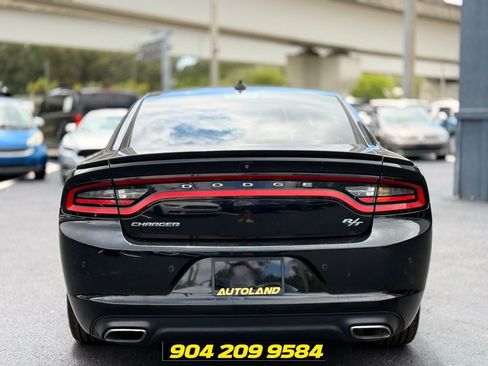 Used 2018 Dodge Charger R/T RWD image 5