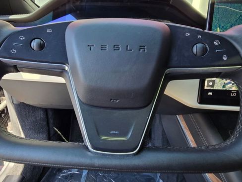 Used 2022 Tesla Model S image 28