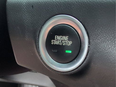 Used 2018 GMC Terrain SLE w/ Driver Convenience Package image 23