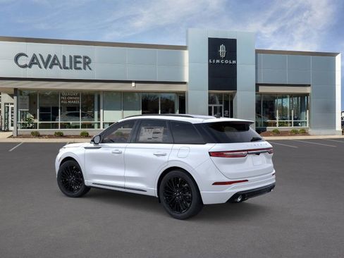 New 2025 Lincoln Corsair Reserve w/ Jet Appearance Package image 4