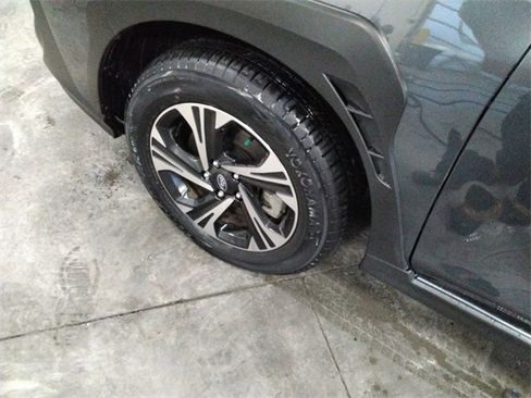 Used 2024 Subaru Crosstrek 2.0i Premium image 21