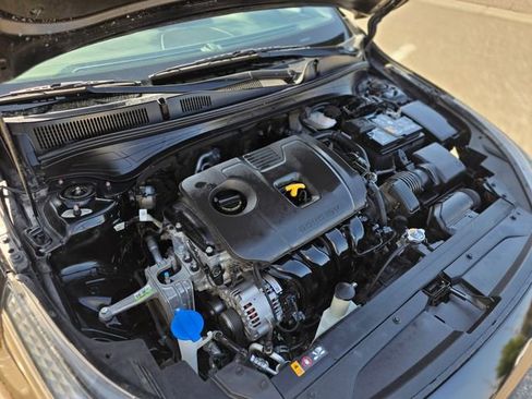 Used 2022 Kia Forte LXS FWD image 41