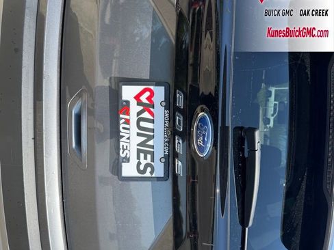 Used 2022 Ford Edge SEL AWD/4WD image 3