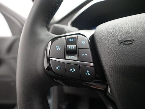Used 2023 Ford Escape Platinum AWD/4WD image 18