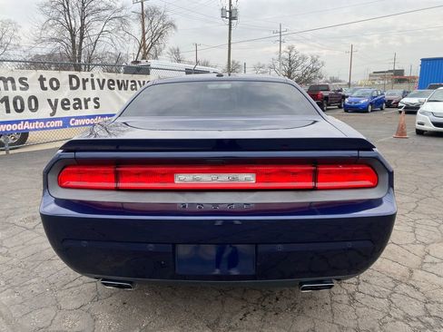 Used 2014 Dodge Challenger R/T image 3