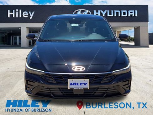 New 2026 Hyundai Elantra SEL Sport Premium FWD image 6