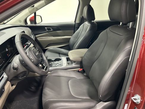 New 2026 Kia Carnival image 10