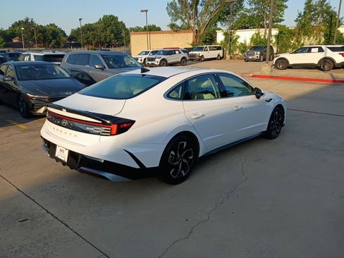Used 2025 Hyundai Sonata SEL FWD image 6