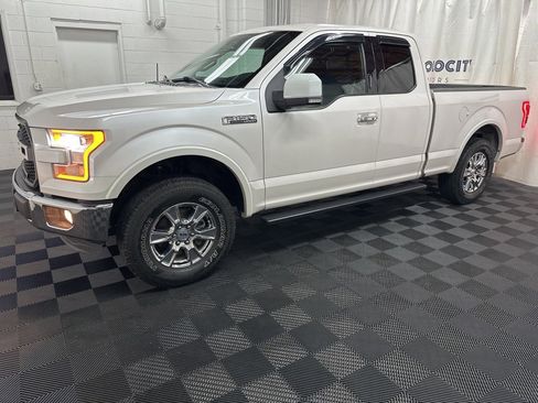Used 2016 Ford F150 Lariat w/ Equipment Group 502A Luxury image 5