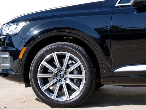 Used 2018 Audi Q7 3.0T Prestige w/ Prestige Package image 36