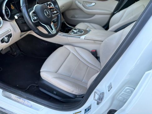 Used 2019 Mercedes-Benz C 300 Sedan image 5