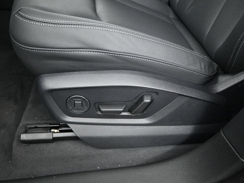 New 2026 Audi Q8 Premium Plus AWD/4WD image 8