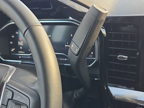 Used 2024 GMC Sierra 1500 Elevation w/ LPO, Elevation Black Package image 26