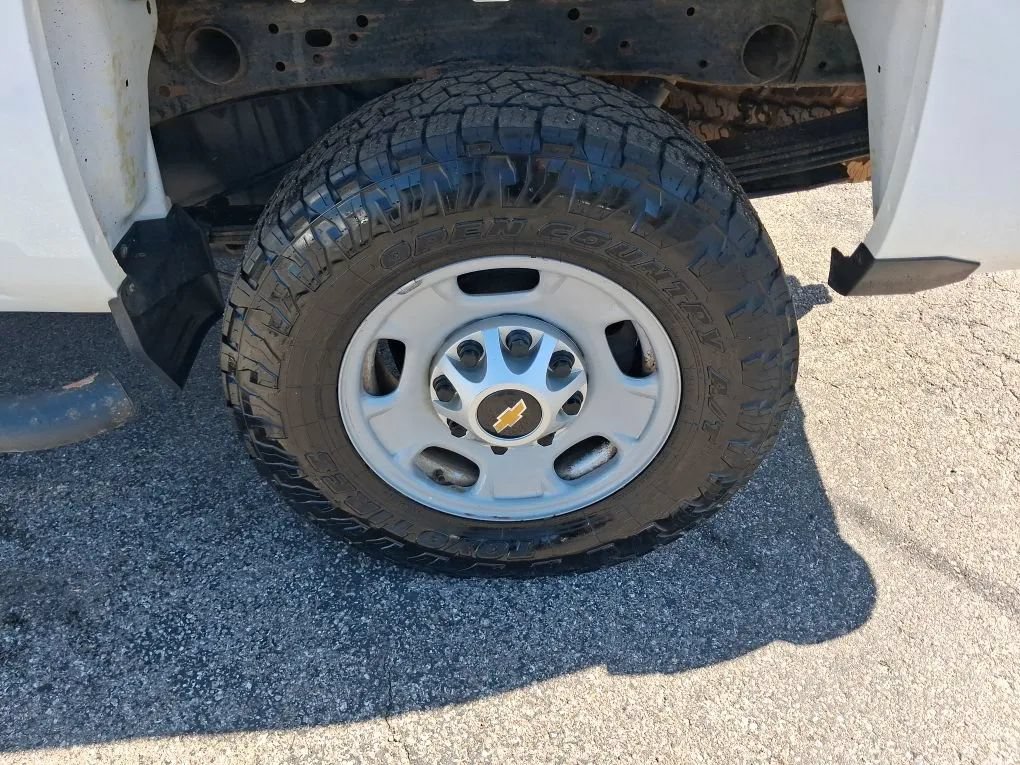 Used 2019 Chevrolet Silverado 2500 W/T AWD/4WD image 10