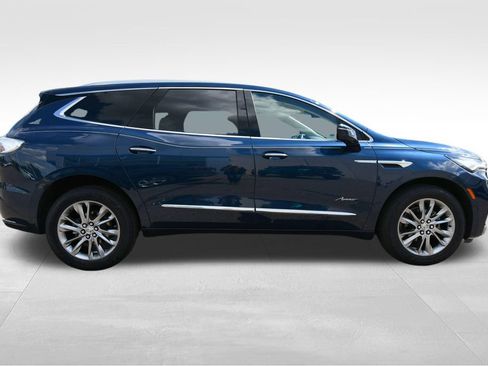 Used 2023 Buick Enclave Avenir w/ Trailering Package, 5000 lbs. AWD/4WD image 9