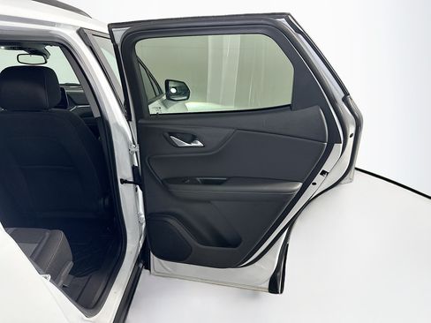 Used 2023 Chevrolet Blazer LT w/ Convenience Package FWD image 32