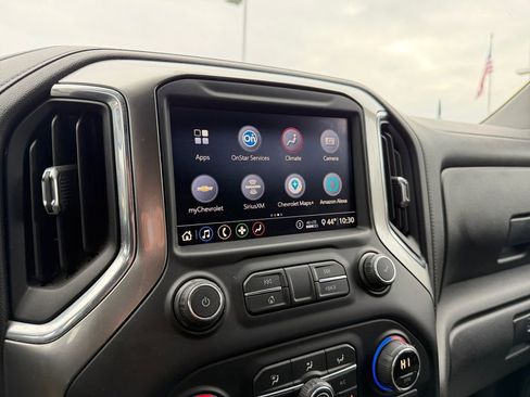 Used 2020 Chevrolet Silverado 1500 RST image 17