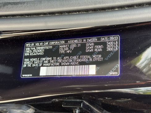 Certified 2024 Volvo XC60 B5 Ultimate w/ Protection Package Premier AWD/4WD image 26