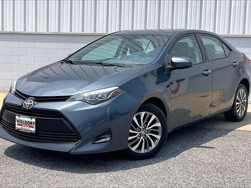 Used 2017 Toyota Corolla XLE FWD image 2