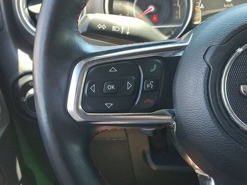 Used 2019 Jeep Wrangler Unlimited Rubicon AWD/4WD image 25