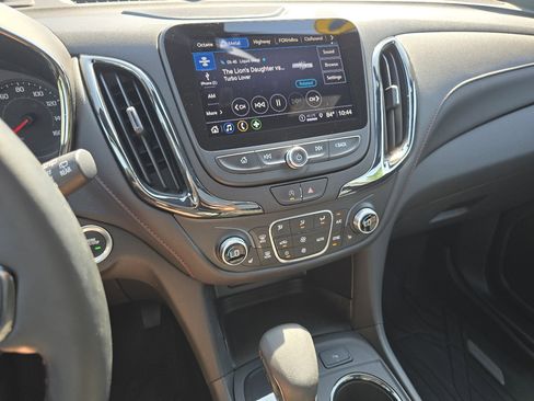Certified 2023 Chevrolet Equinox RS w/ RS Leather Package FWD image 37