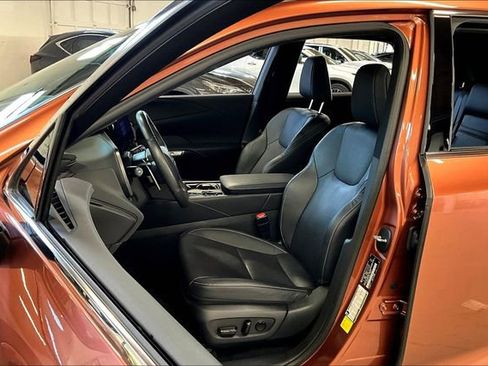 Used 2023 Lexus RX 350 w/ Cold Area Package image 21