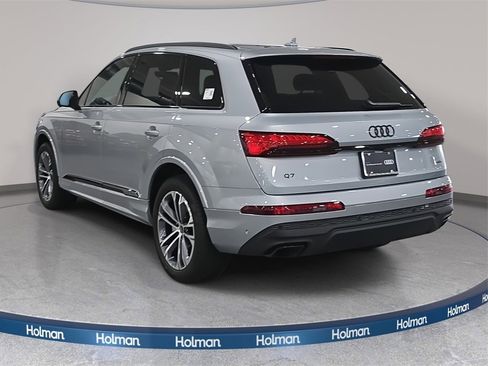 Certified 2025 Audi Q7 2.0T Premium w/ Convenience Plus Package image 7