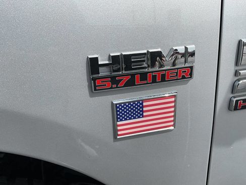 Used 2017 RAM 2500 SLT image 35