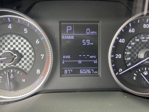 Used 2019 Hyundai Elantra SE w/ Cargo Package FWD image 18