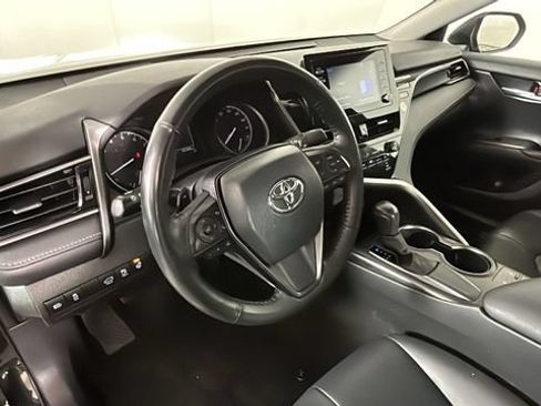 Used 2024 Toyota Camry SE FWD image 12