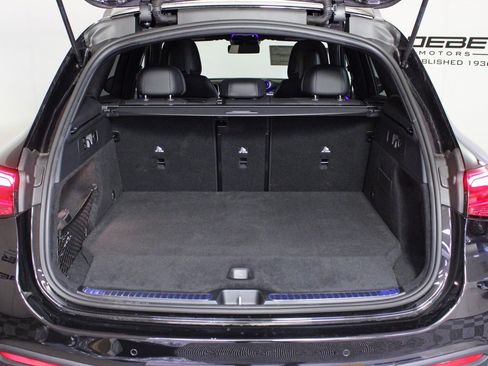 Used 2026 Mercedes-Benz GLC 350e 4MATIC image 9