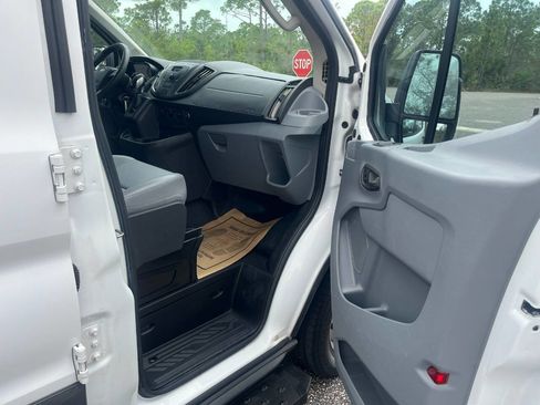 Used 2017 Ford Transit 250 250 3dr SWB Low Roof Cargo Van image 20