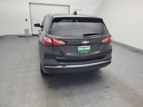 Used 2020 Chevrolet Equinox LT w/ Driver Convenience Package image 7