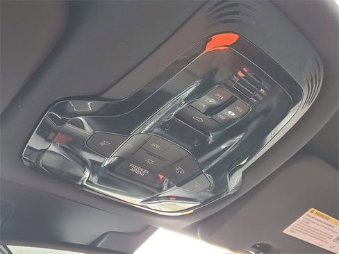 Used 2023 Alfa Romeo Stelvio Ti image 34