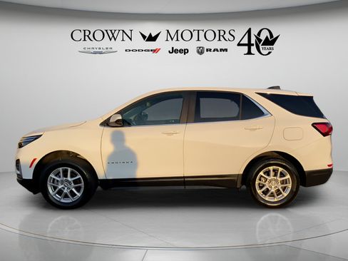Used 2024 Chevrolet Equinox LT w/ LPO, Floor Liner Package AWD/4WD image 8