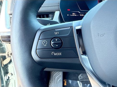 Used 2025 BMW X1 xDrive28i w/ Technology Package image 39