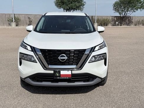 Used 2023 Nissan Rogue SV FWD image 3