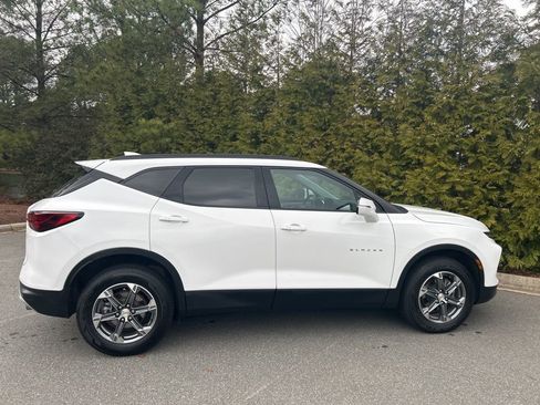 Used 2024 Chevrolet Blazer LT image 5