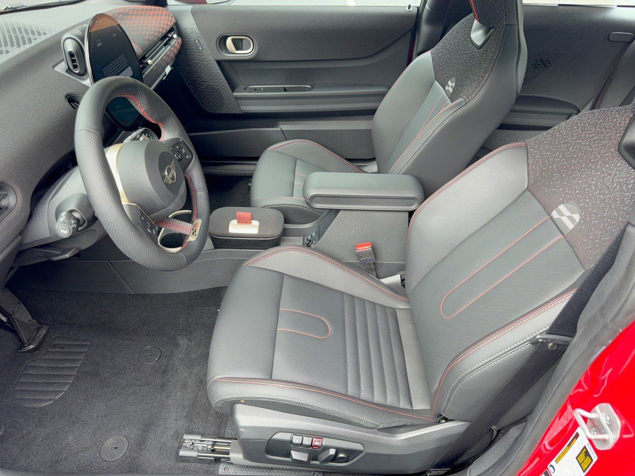 Certified 2025 MINI Cooper S FWD image 5