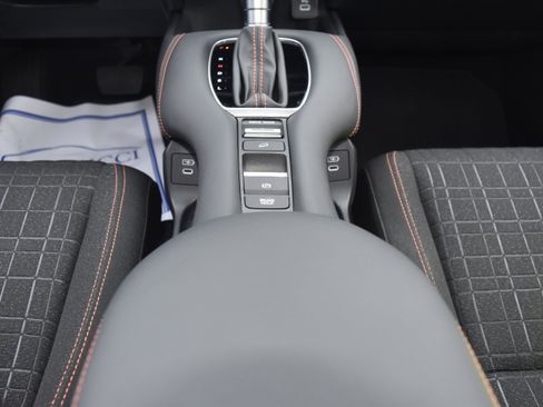 Certified 2024 Honda HR-V Sport image 26