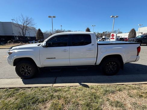 Used 2023 Toyota Tacoma SR5 image 6
