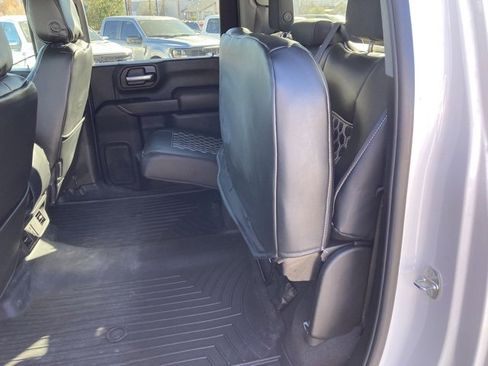 Used 2024 Chevrolet Silverado 2500 Custom w/ Custom Value Package image 36