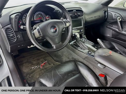 Used 2009 Chevrolet Corvette Coupe w/ Preferred Equipment Group image 9