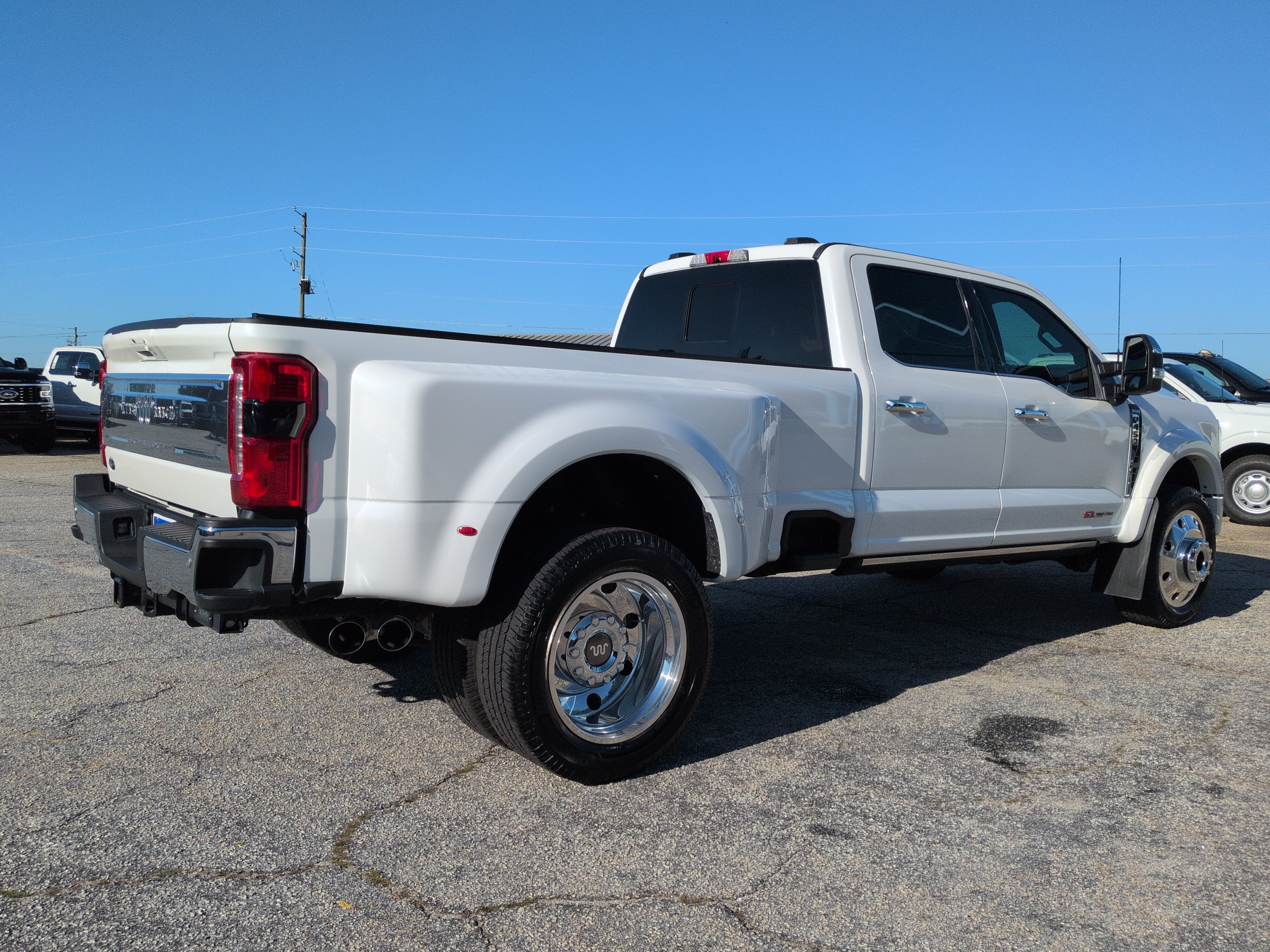 Used 2025 Ford F450 King Ranch w/ Chrome Package AWD/4WD image 3