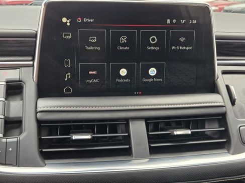 Used 2023 GMC Yukon XL SLT w/ Max Trailering Package AWD/4WD image 22